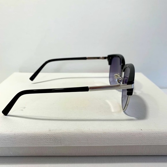 NWOT Nine West Black Club Master sunglasses - Picture 2 of 3